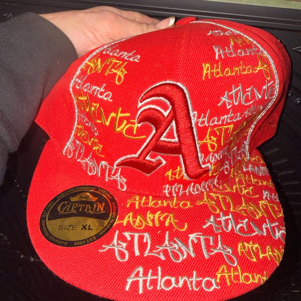 2 Vintage Fitted Atlanta Braves Hats - Picture 10 of 15
